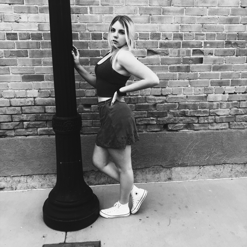 Meet your Posher, Korry